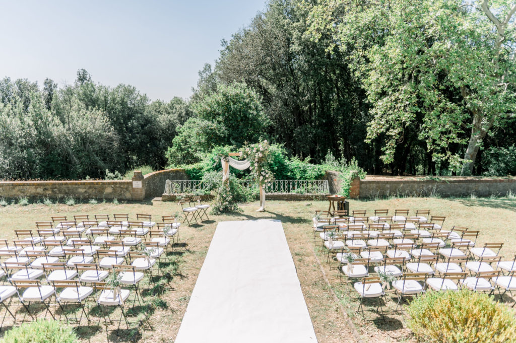 COSA REGALARE A UNA COPPIA CHE SI SPOSA Come evitare un regalo di nozze  banale sarteano siena toscana Le Buche Resort